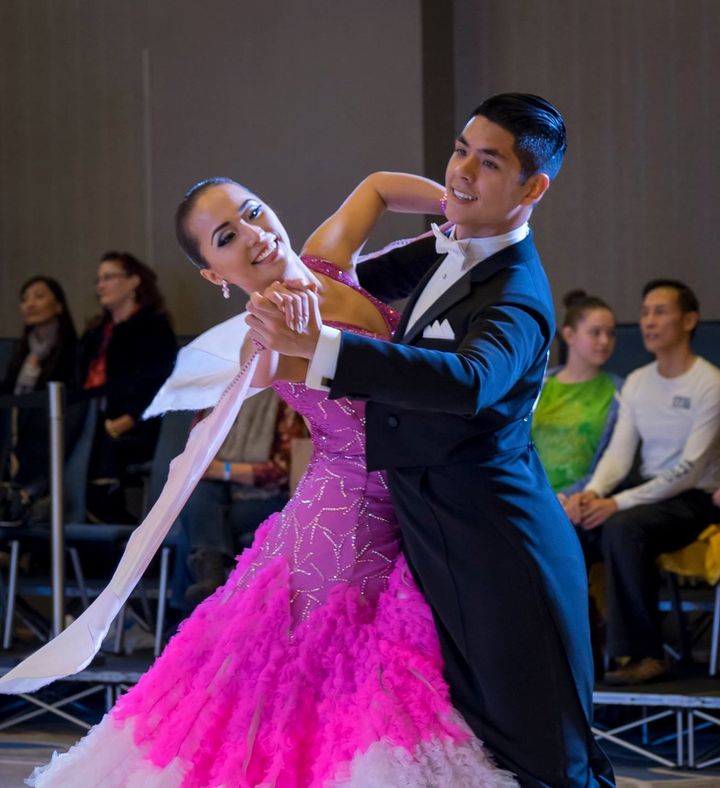 1 hour Private Ballroom Dance Lesson