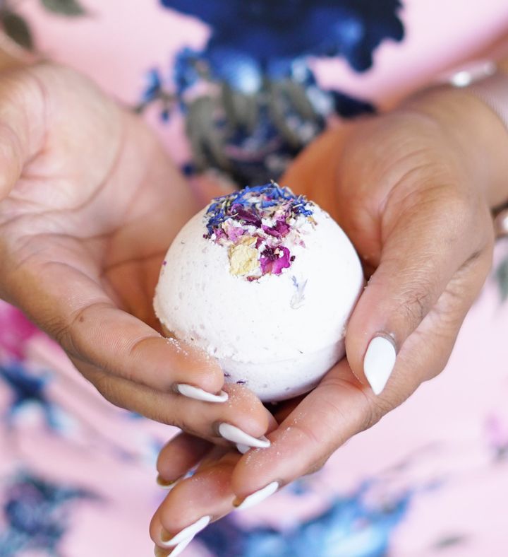 Create Your Own Bath Bomb Workshop For Two   Texas