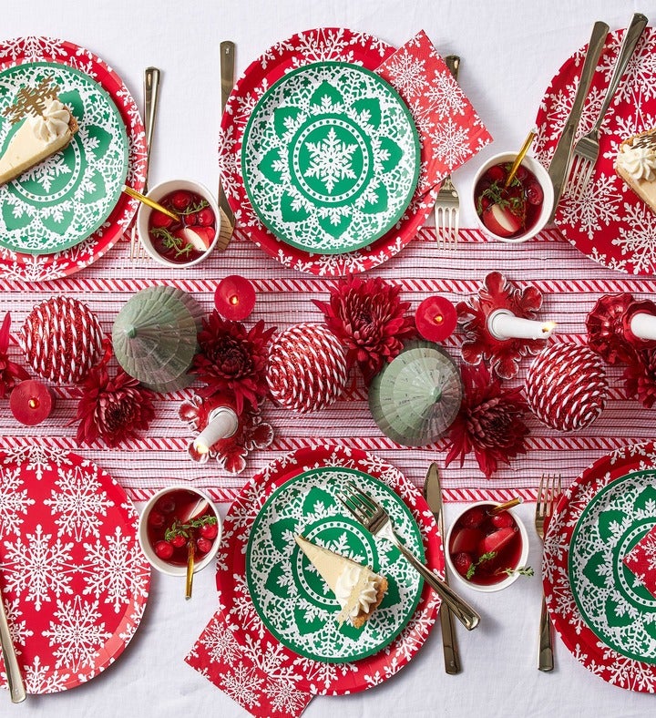 Jolly Snowflake Tableware Set