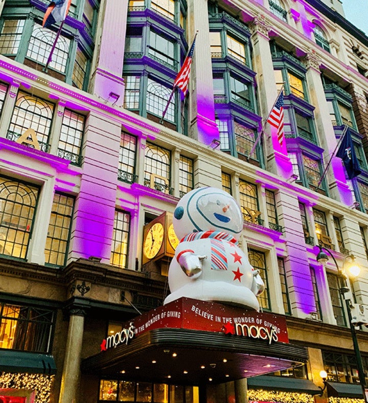 Nyc Holiday Lights & Movie Sites Tour For Two