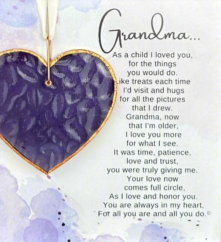 "love You, Grandma" Heart: Gift For Grandma For Mother’s Day Or Any Day