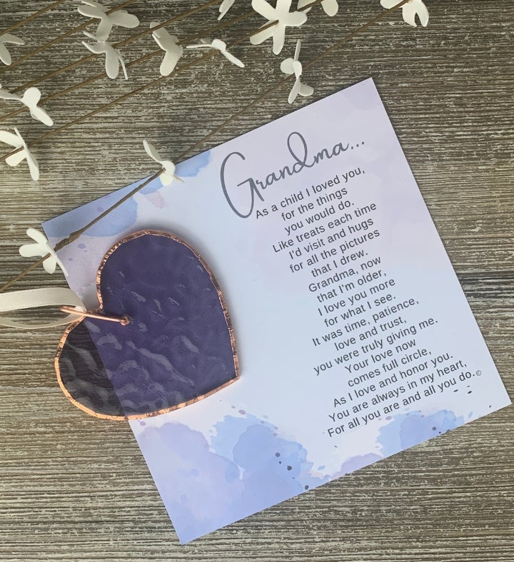"love You, Grandma" Heart: Gift For Grandma For Mother’s Day Or Any Day