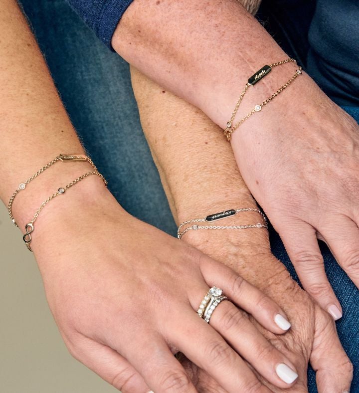 mom' Infinity Chain Bracelet, Adjustable