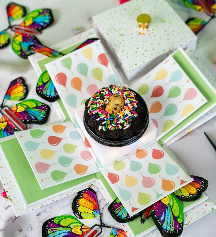  Surprise Explosion Cake Gift Box
