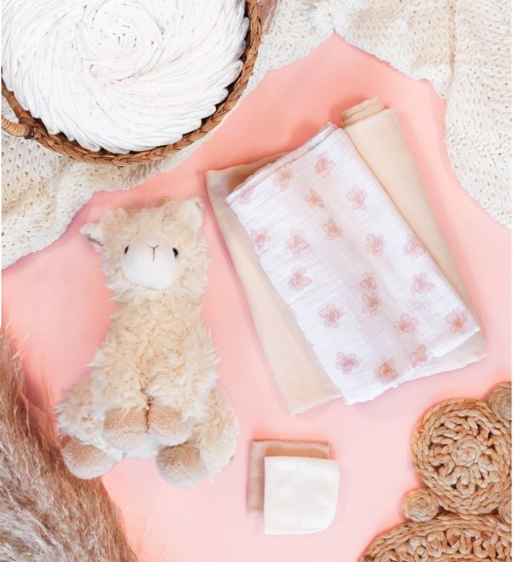 Girl Signature Cheeky Kakes