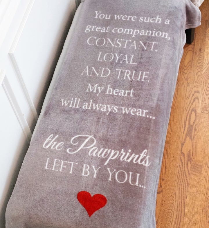 Meaningful Pet Loss Sympathy Gift Set – Memorial For Dog Or Cat