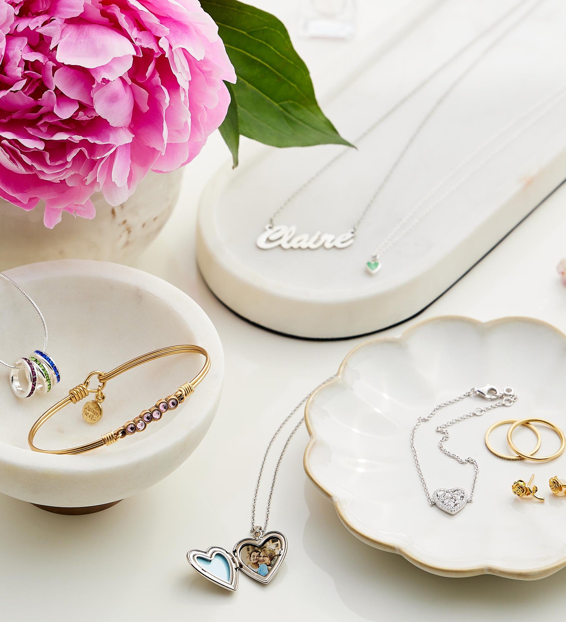Contemporary Script Personalized Name Necklace