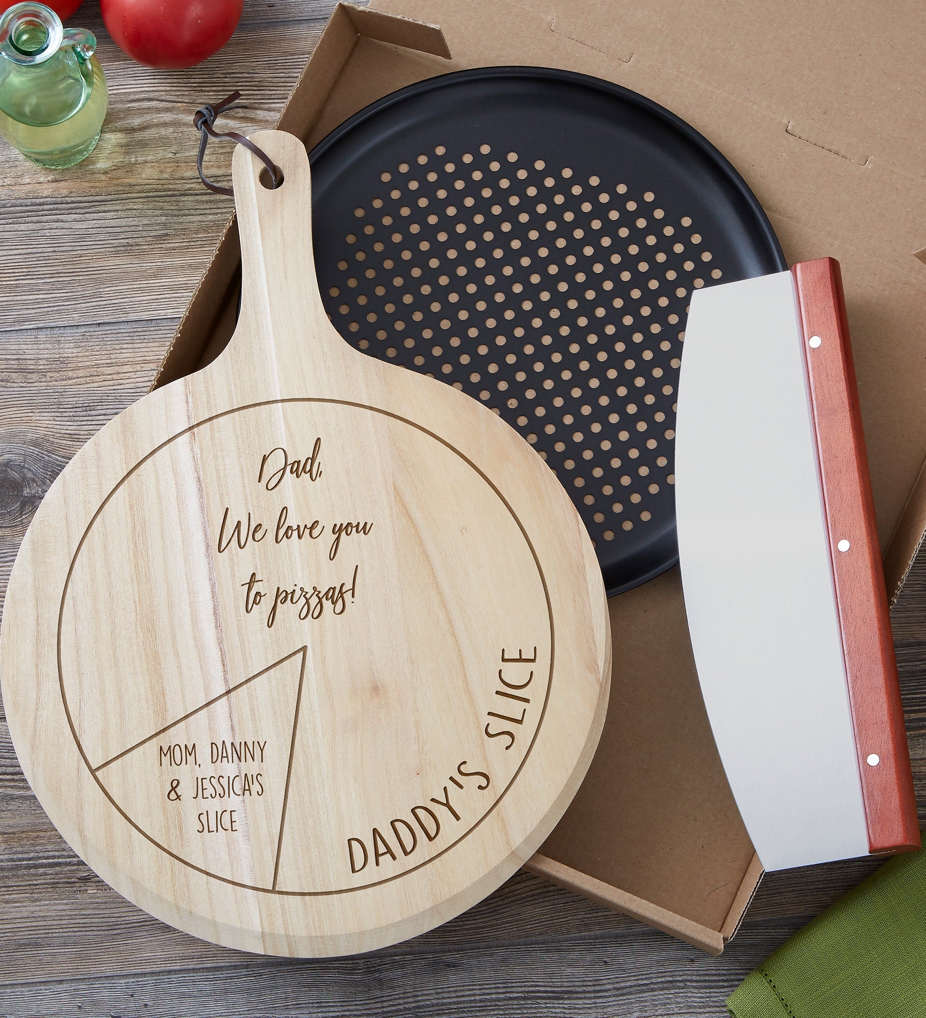We Love You to Pizzas Personalized 3 Piece Pizza Board Gift Set