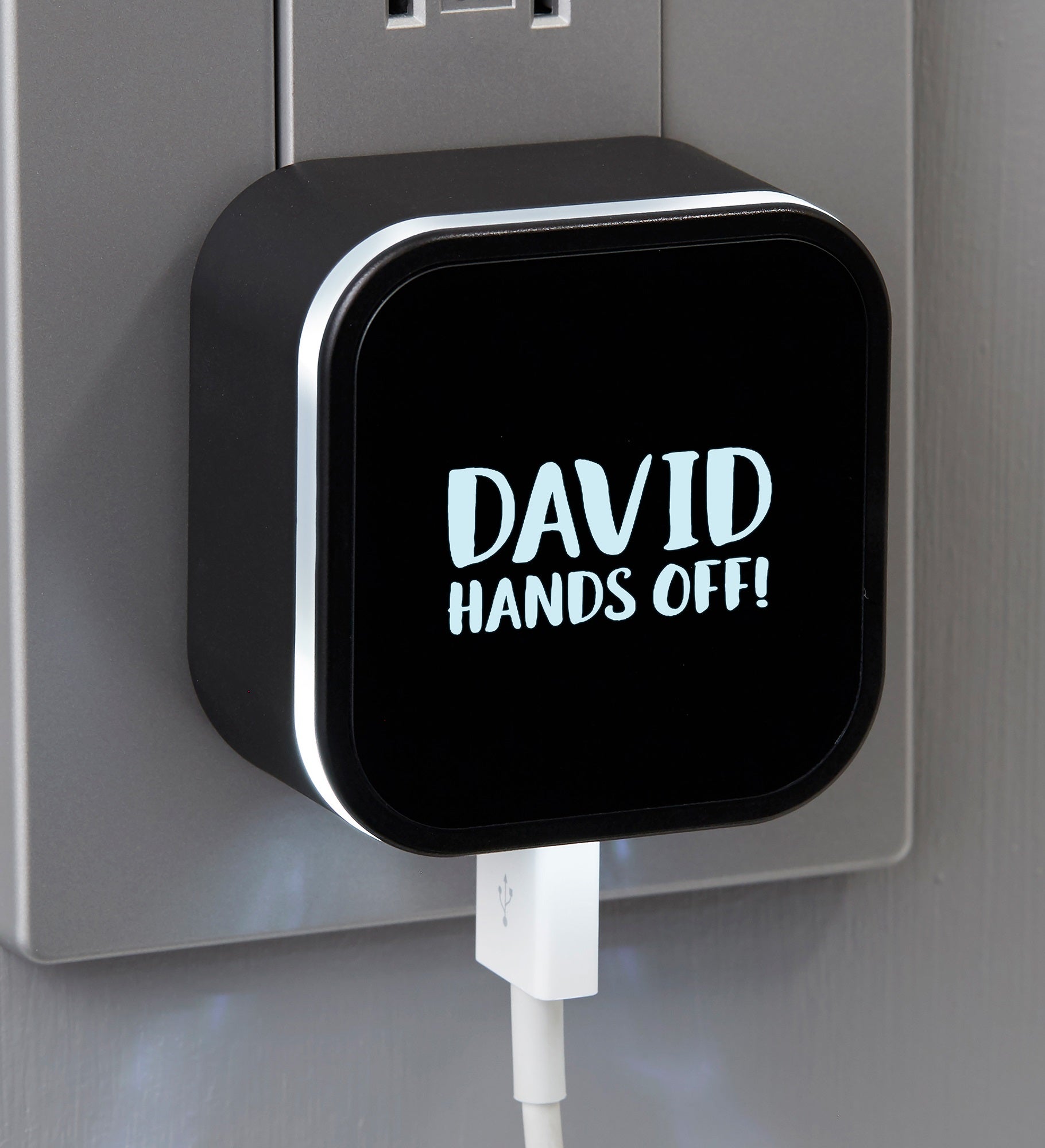 Write Your Own Personalized LED Triple Port USB Charger