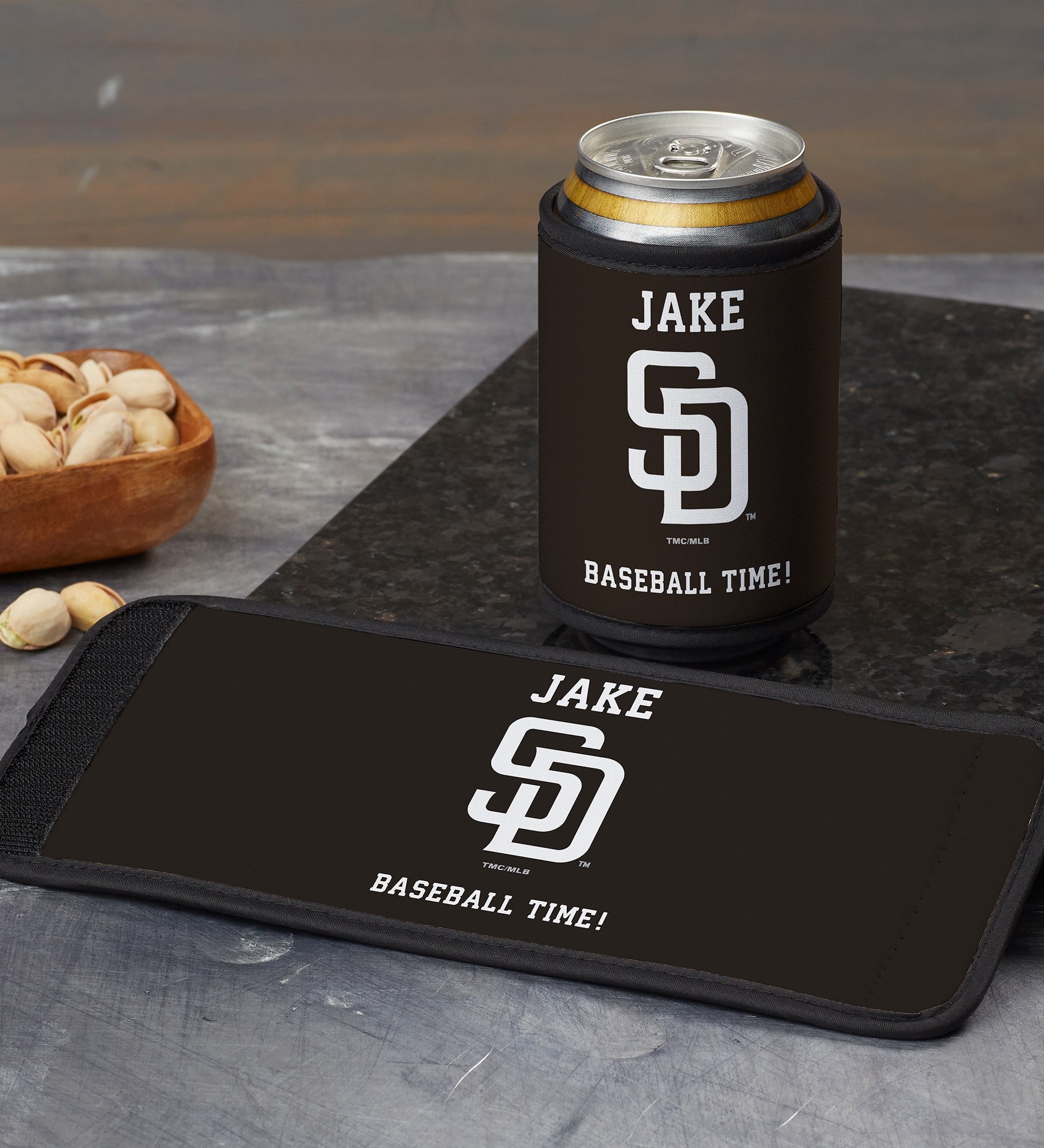 MLB San Diego Padres Personalized Can & Bottle Wrap