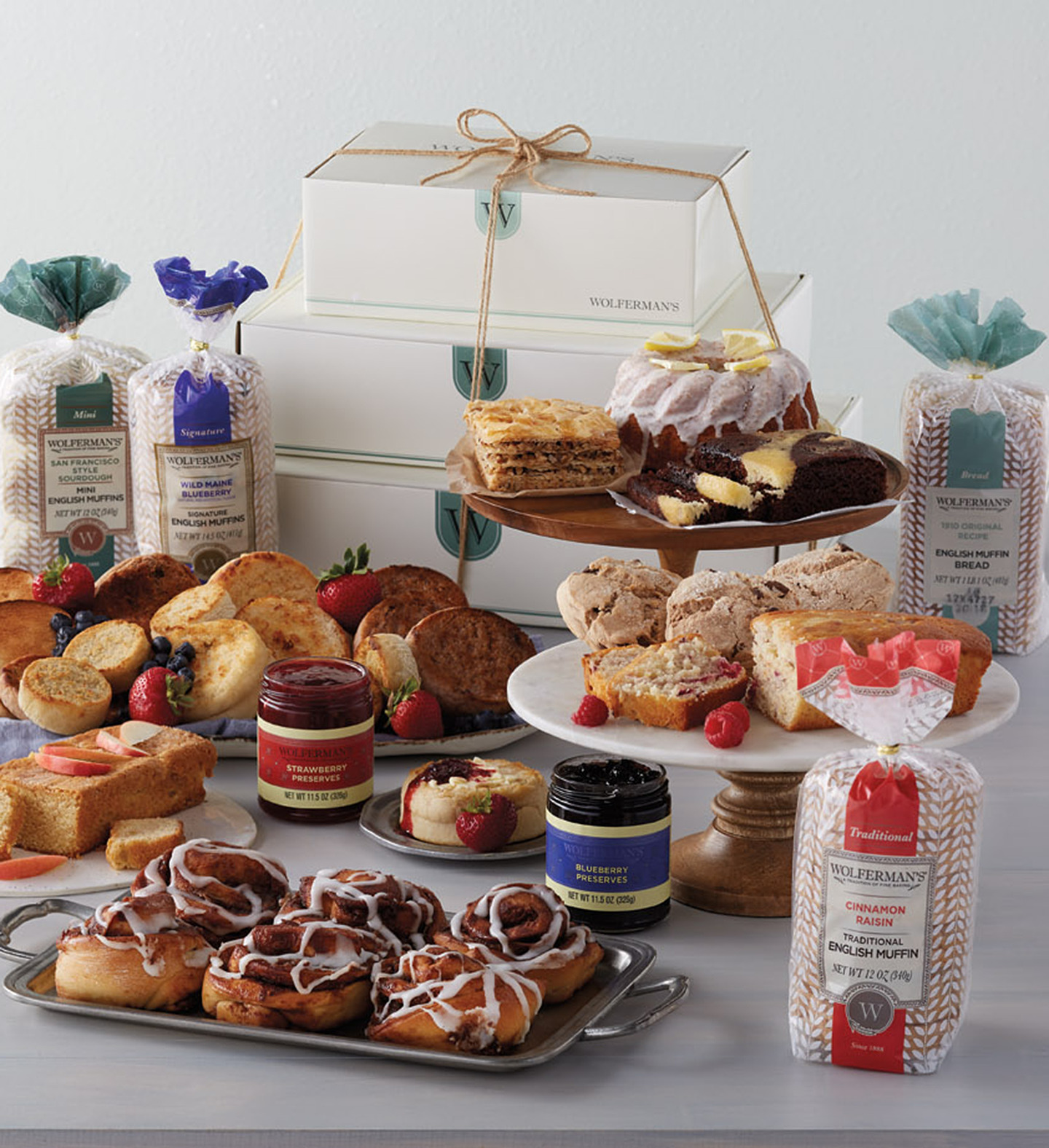 Deluxe Bakery Banquet Tower